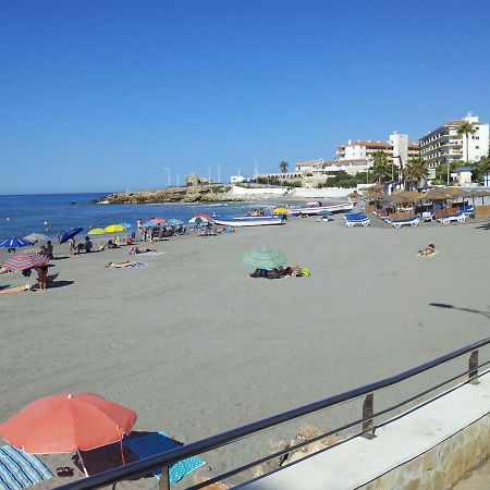 Apartment Fuentes De Nerja Bagian luar foto