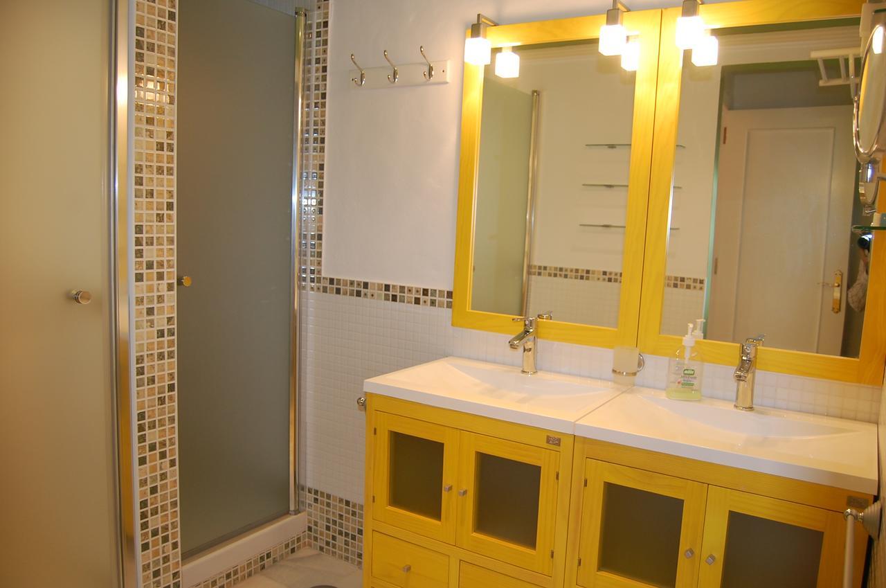 Apartment Fuentes De Nerja Bagian luar foto